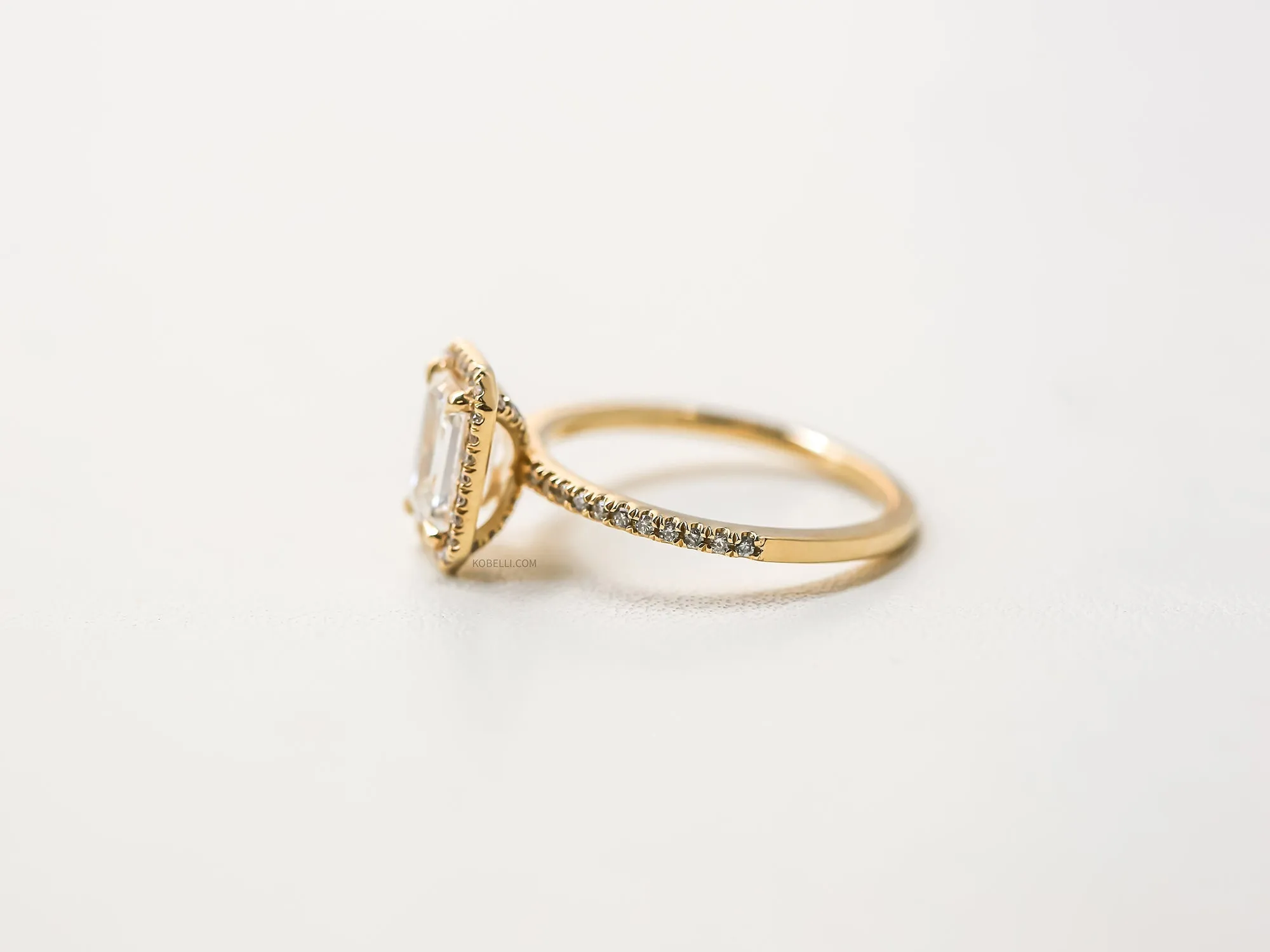 1.7ct Petite Emma Ring (IGI)
