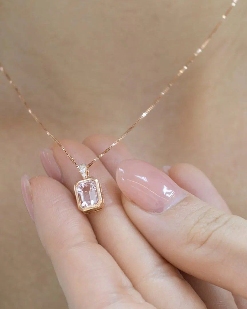 18k Gold Morganite Diamond Pendant Necklace