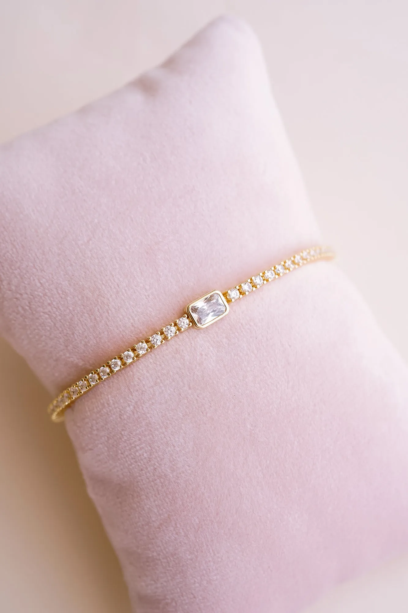 Amelia Brilliant Cut Tennis Bracelet