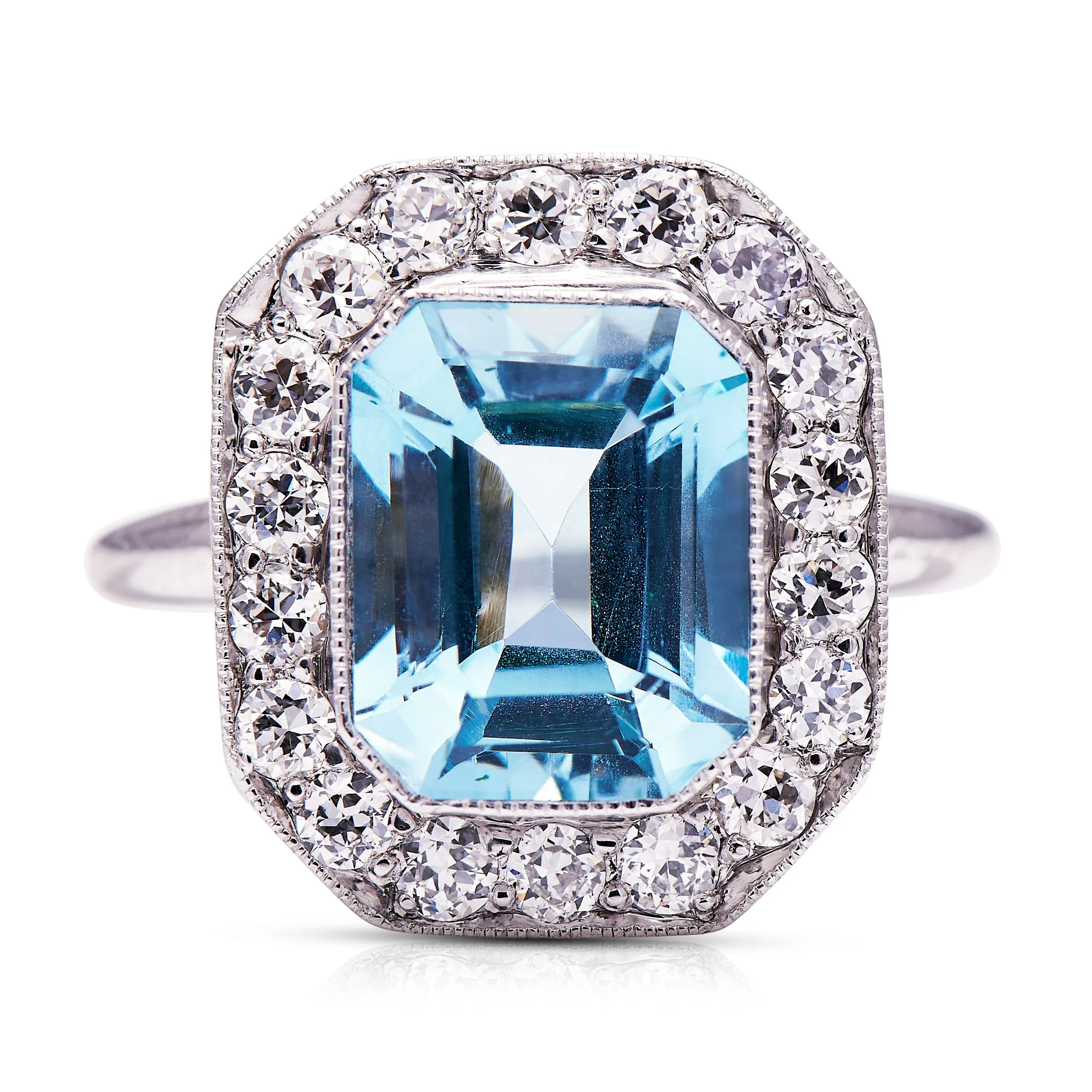 Art Deco aquamarine and diamond cluster ring, platinum