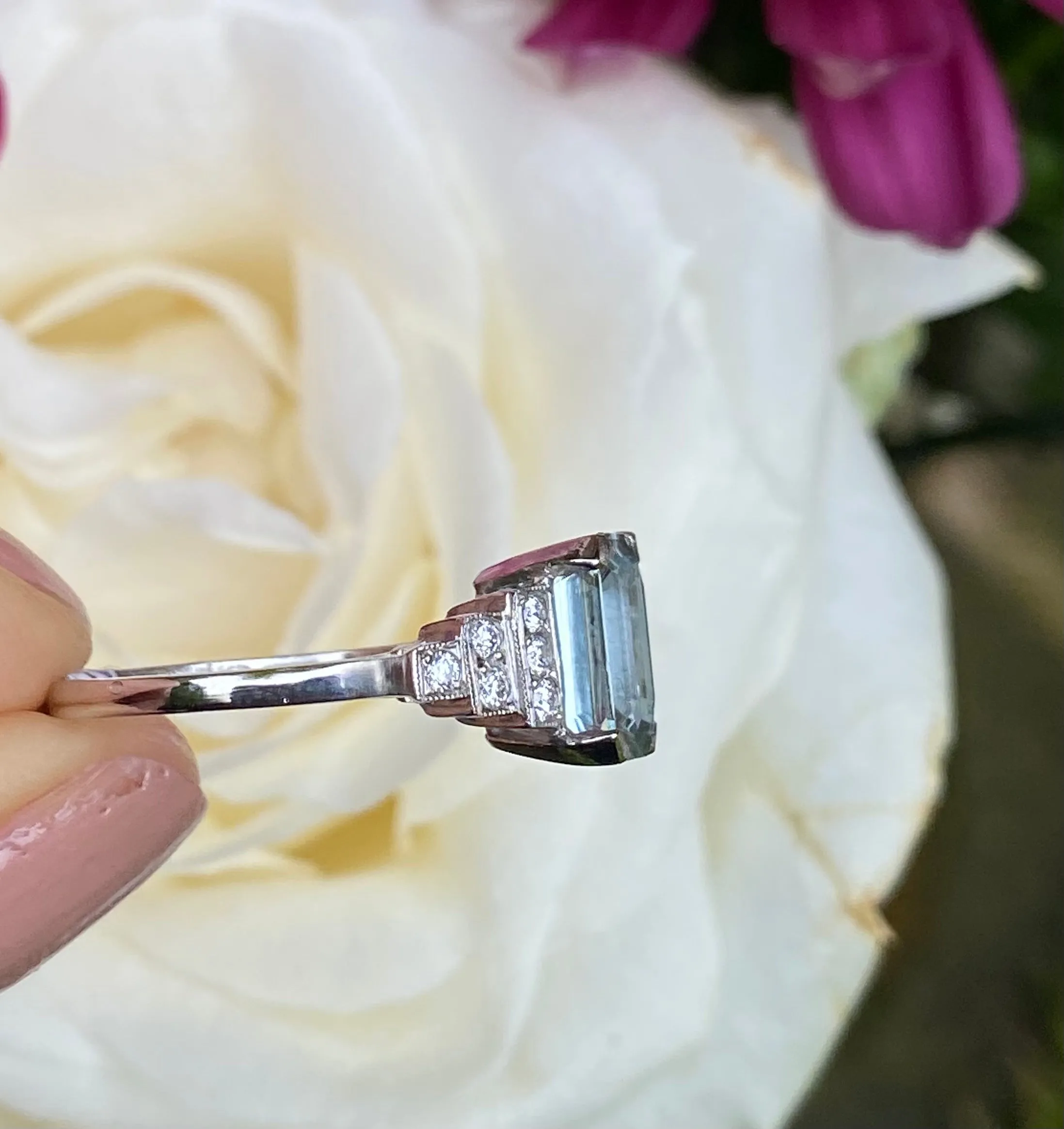 Art Deco Aquamarine and Diamond Ring Platinum 0.25ct   1.90ct