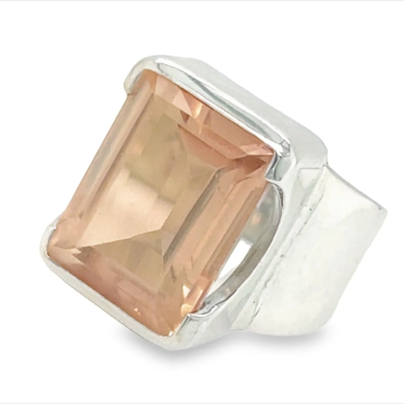 Bold Morganite Quartz Ring