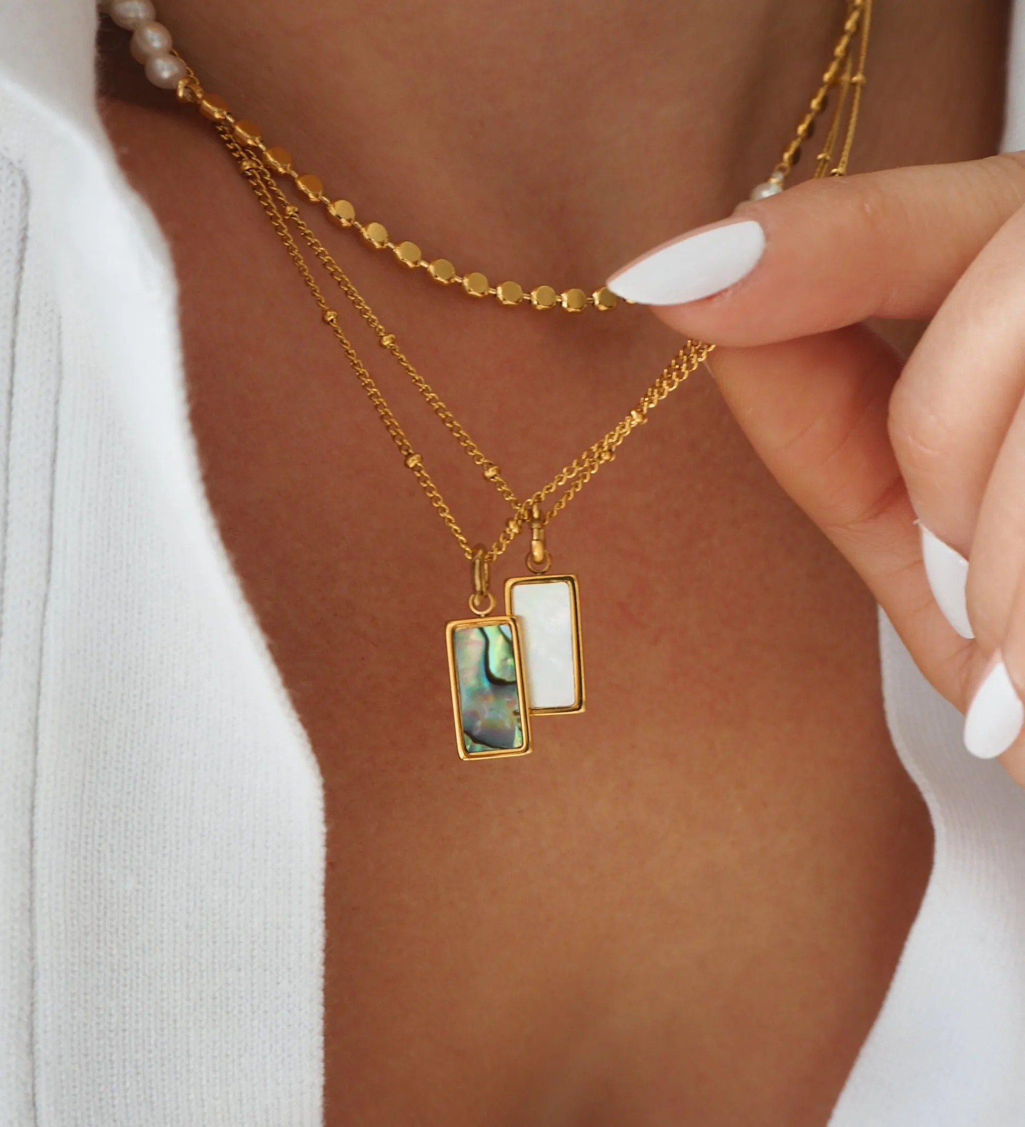 Camilia Necklace | White Shell
