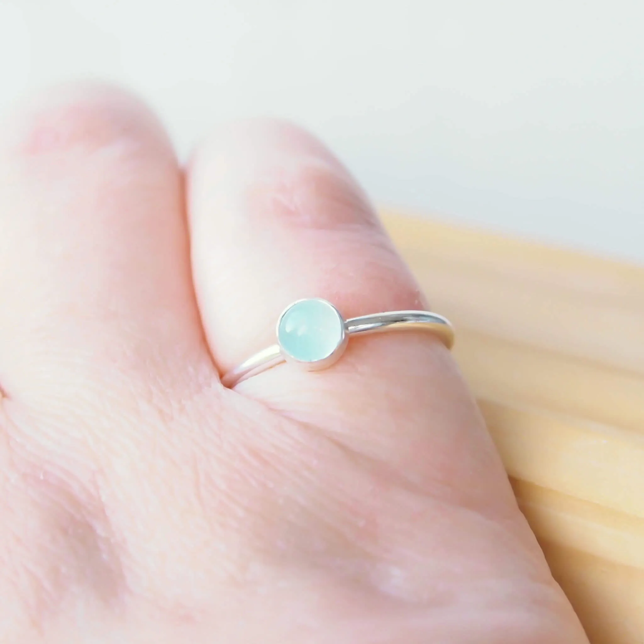 Cloudy Aquamarine Ring: Round Band with 5mm stone