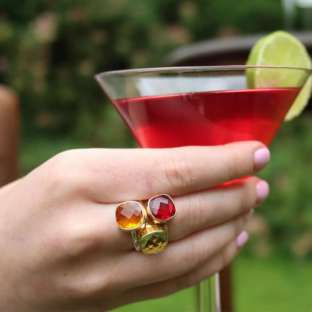 Garnet Cocktail Ring | Gold