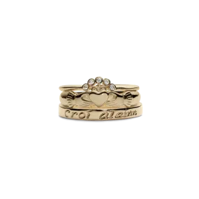 Gold Claddagh Croí álainn stack