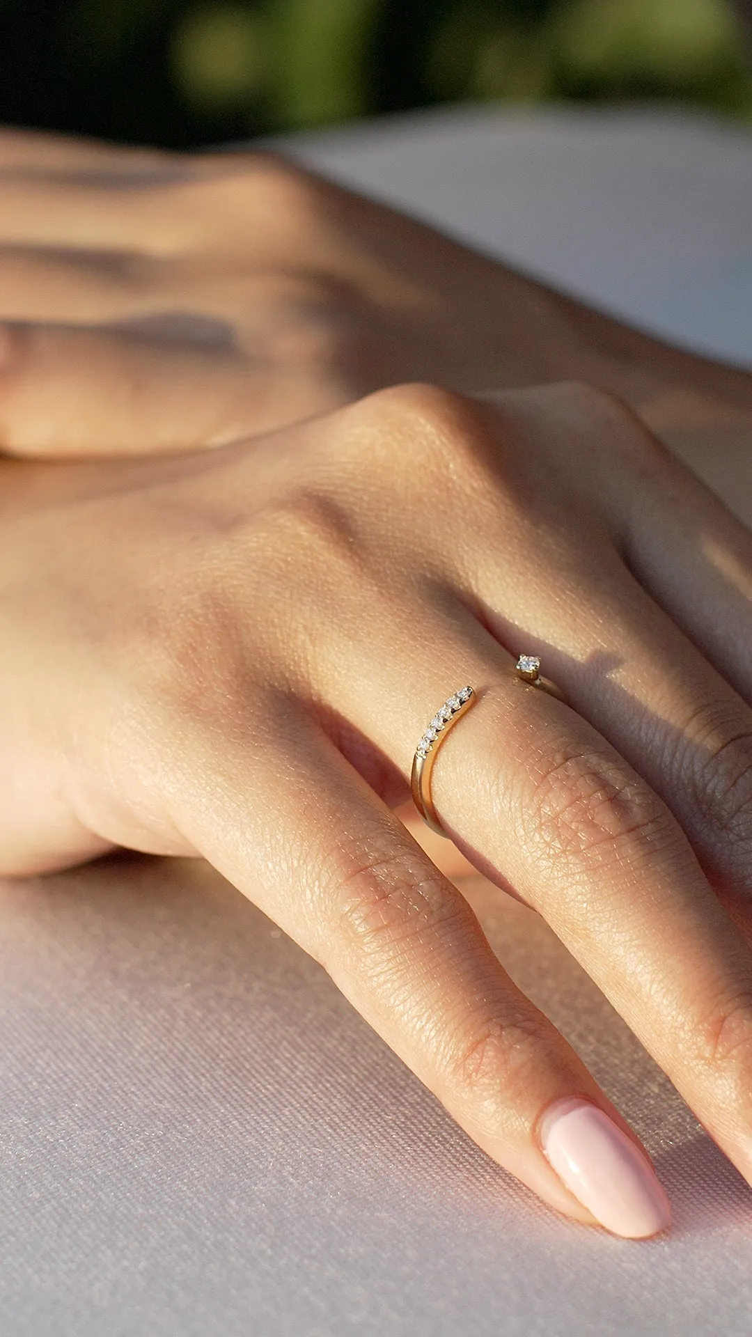 Lea Ring 9K Yellow Gold