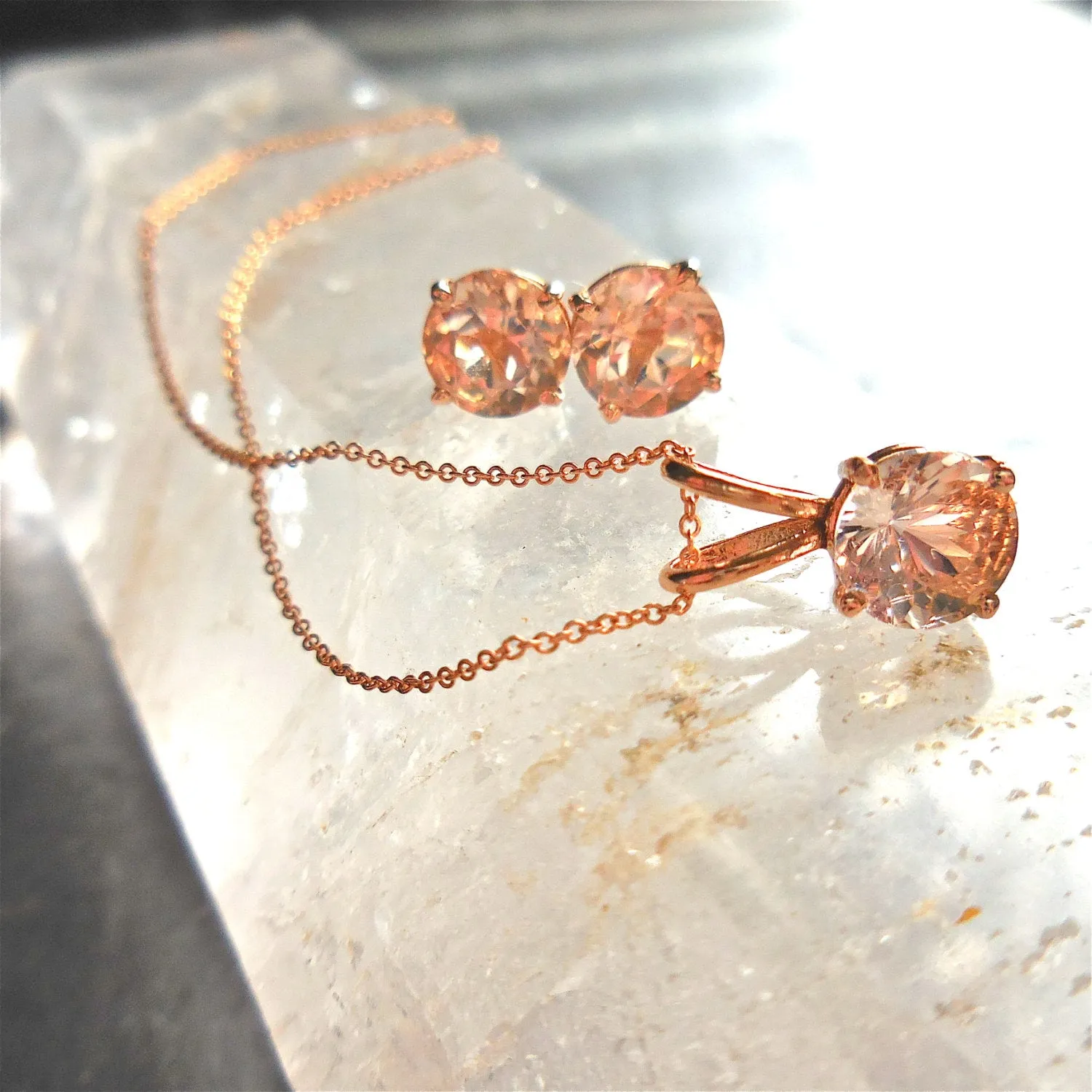 Morganite Pendant -  Morganite Solitaire Pendant - Gold Morganite Pendant