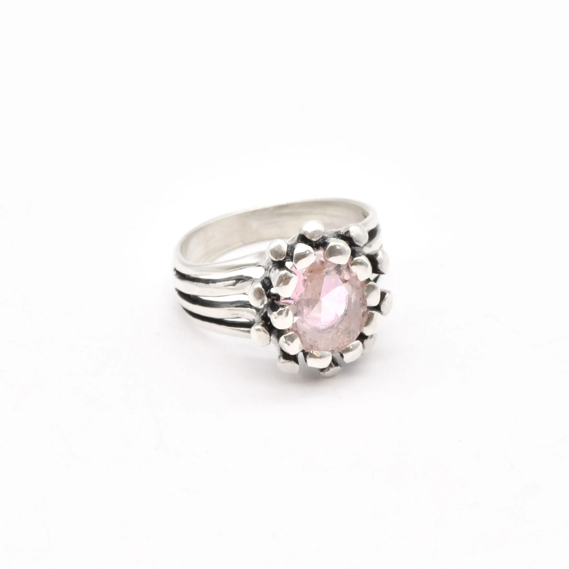 Morganite Silver Ring - Pink Flower Ring - Oval Morganite Ring