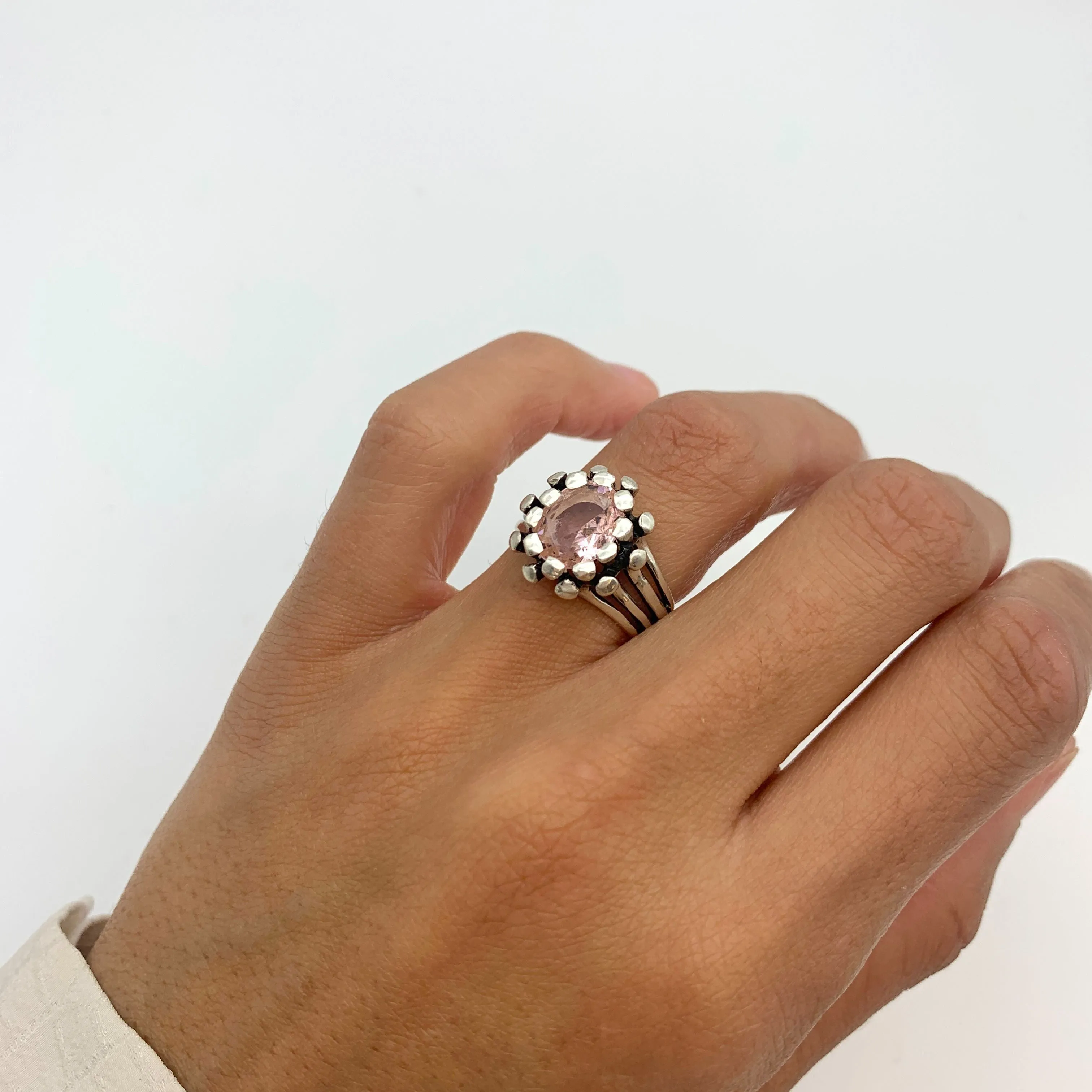 Morganite Silver Ring - Pink Flower Ring - Oval Morganite Ring