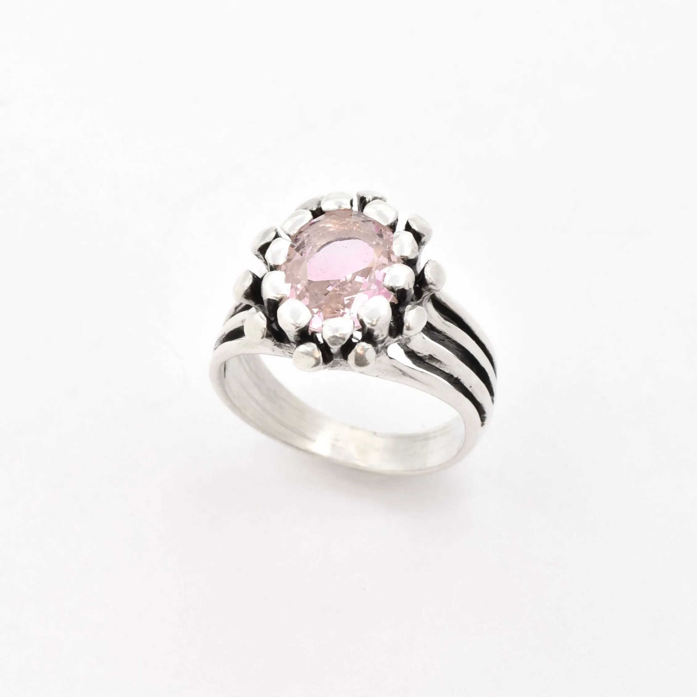 Morganite Silver Ring - Pink Flower Ring - Oval Morganite Ring
