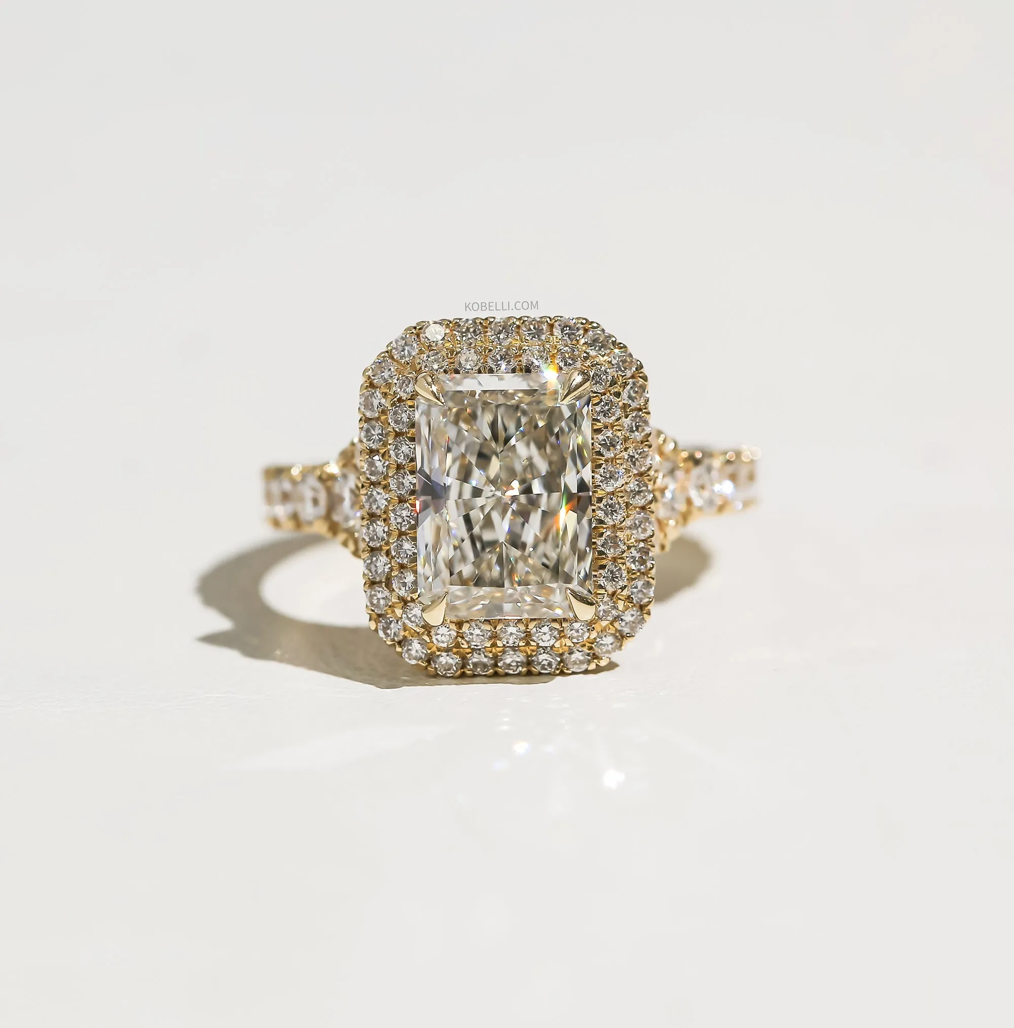 Radiant Cluster OOAK Ring (Kobelli Grown Diamond Option Available)