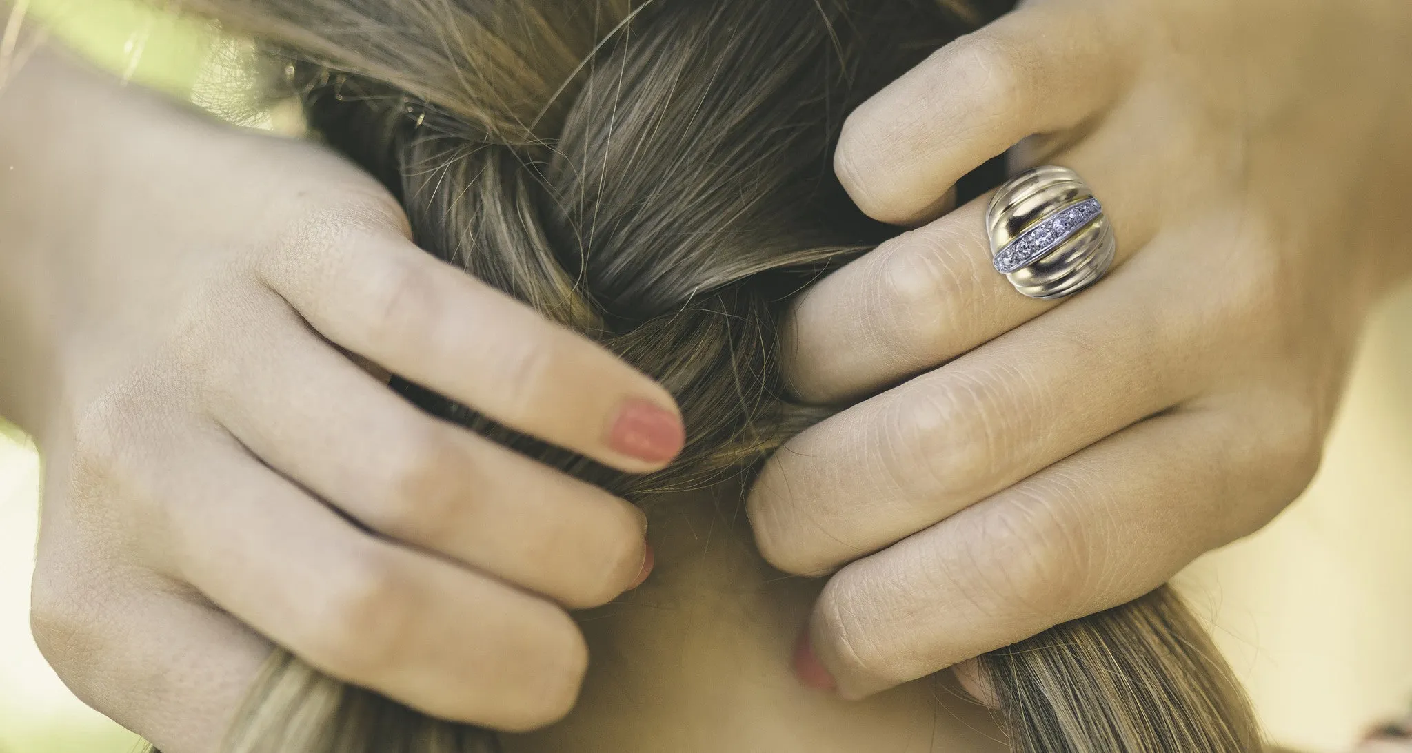 Retro Gold & Diamond Ring