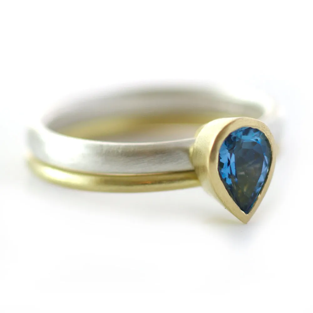 Silver, 18ct Gold and Aquamarine Ring