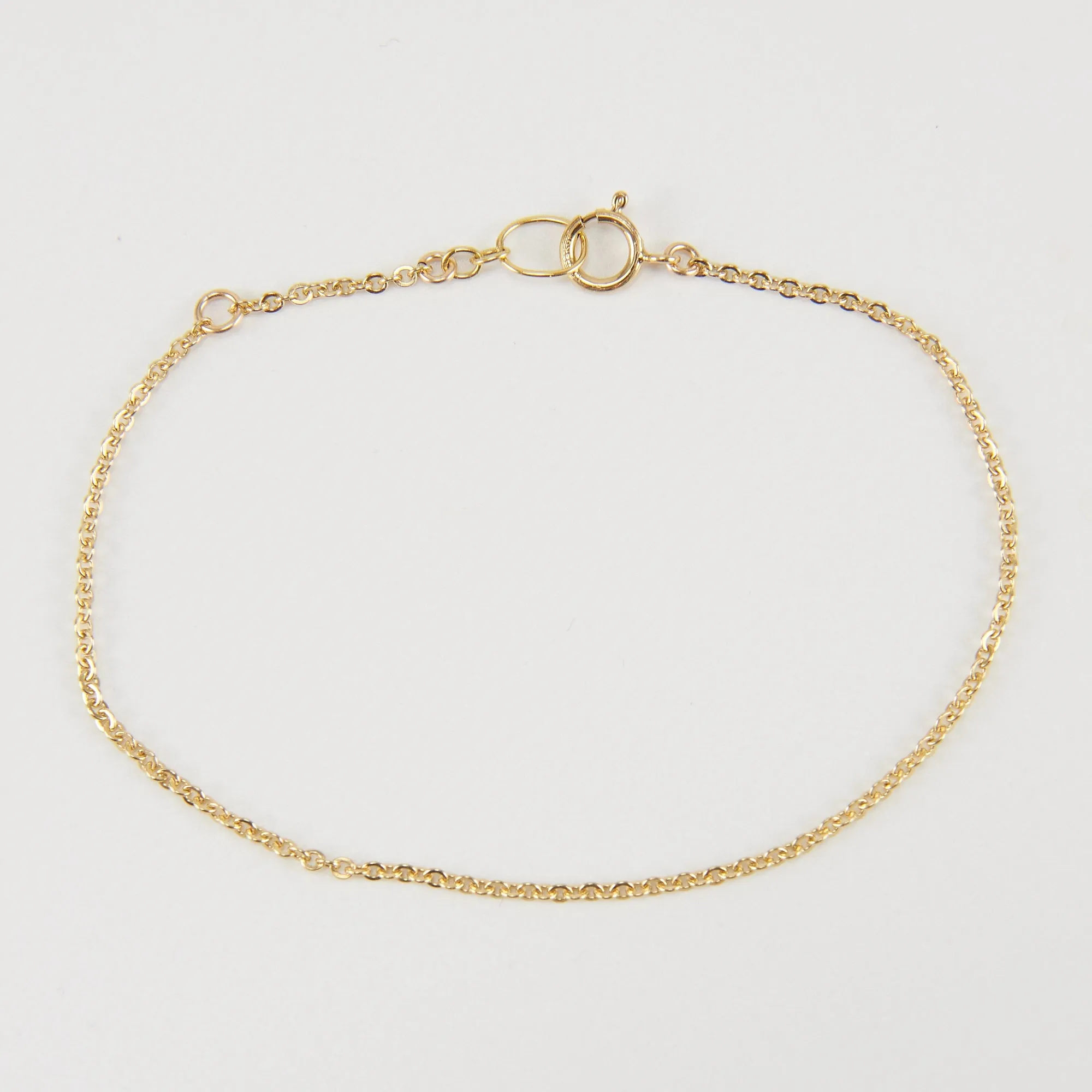 SIMPLE CHAIN BRACELET