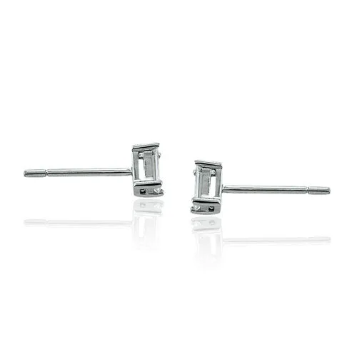 Steffans Baguette Cut Diamond Claw Set Platinum Stud Earrings (0.20cts)