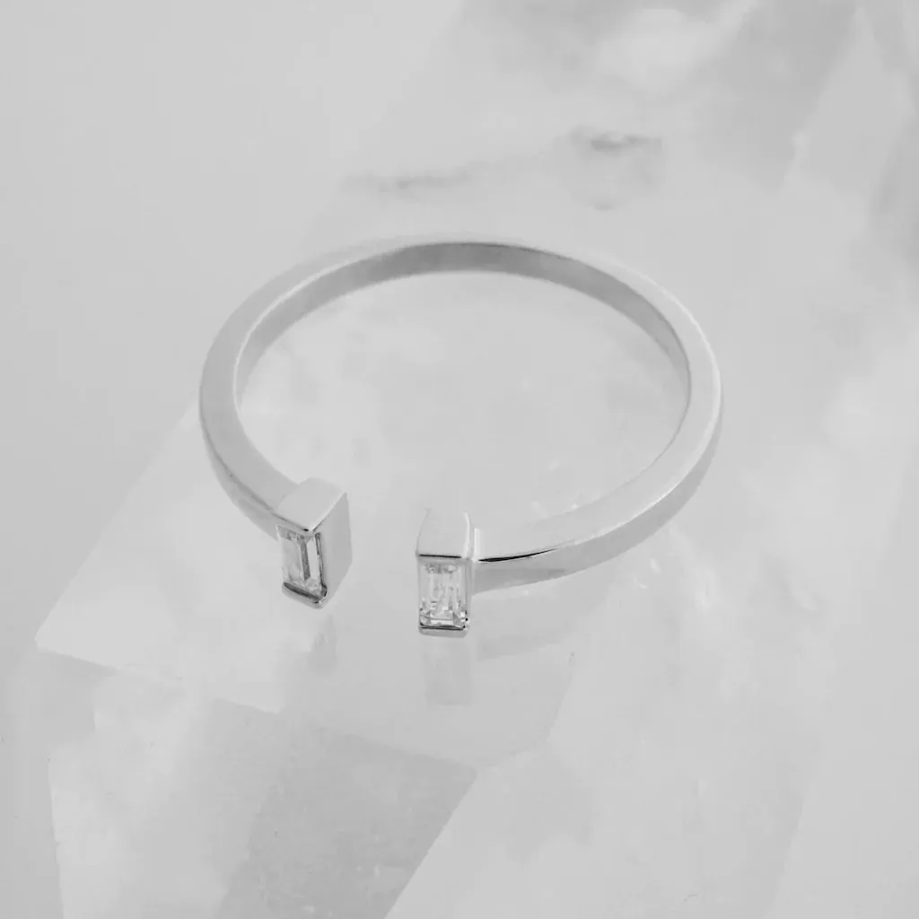 stevie baguette ring