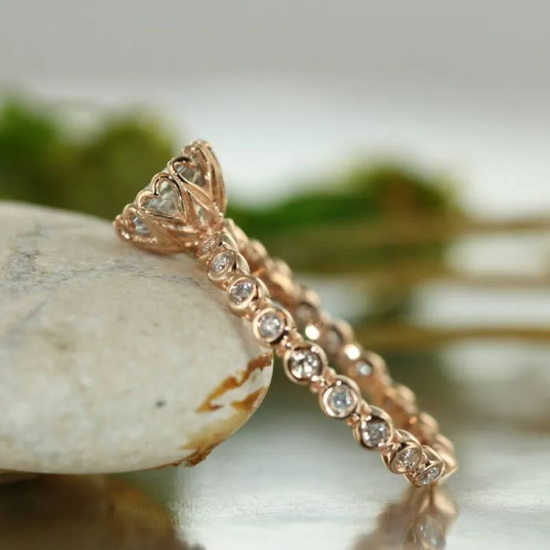 Unique Heart Setting Aquamarine and Dimamond Gold Enagement Ring in 14K Rose Gold