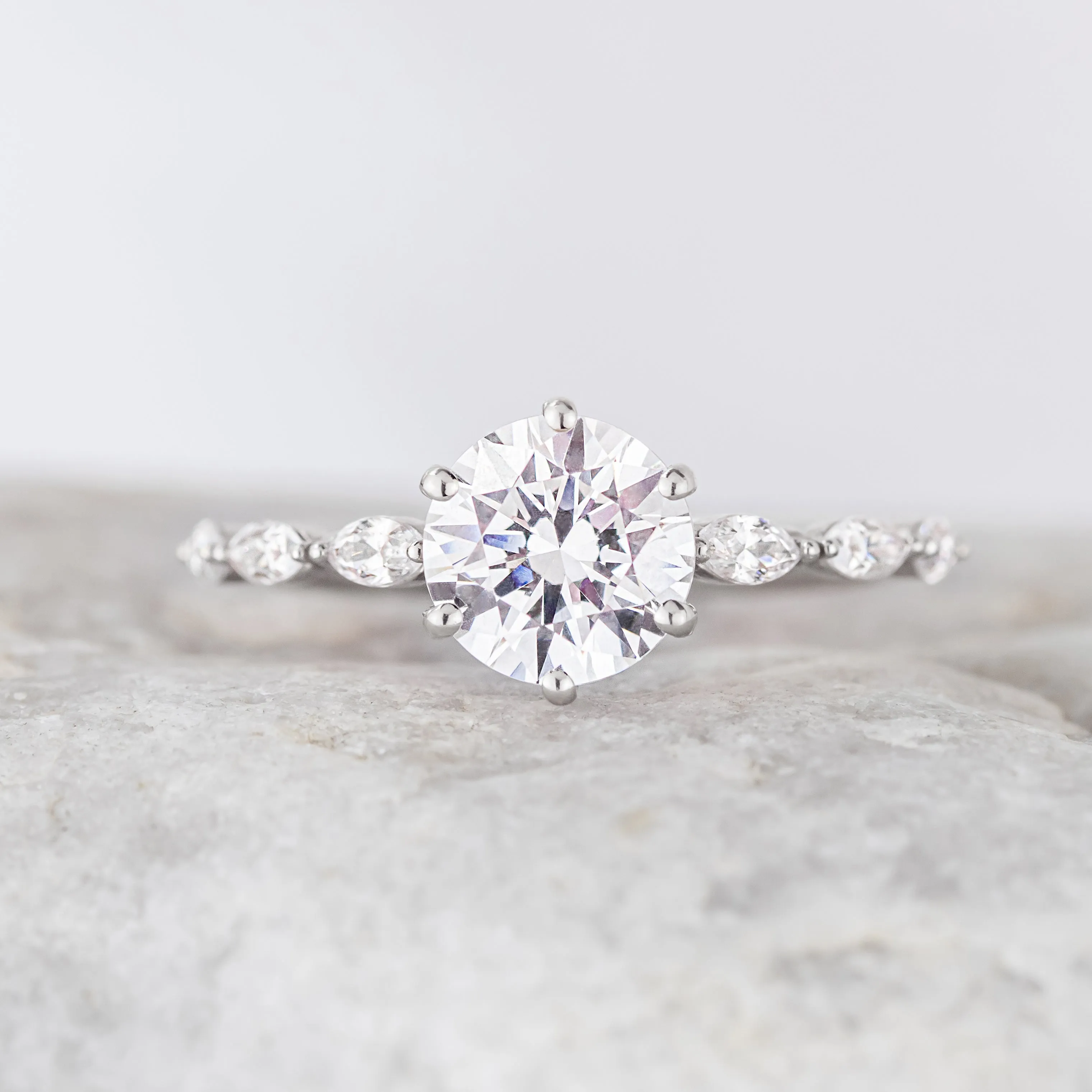 Willa ~ Side Stone Ring